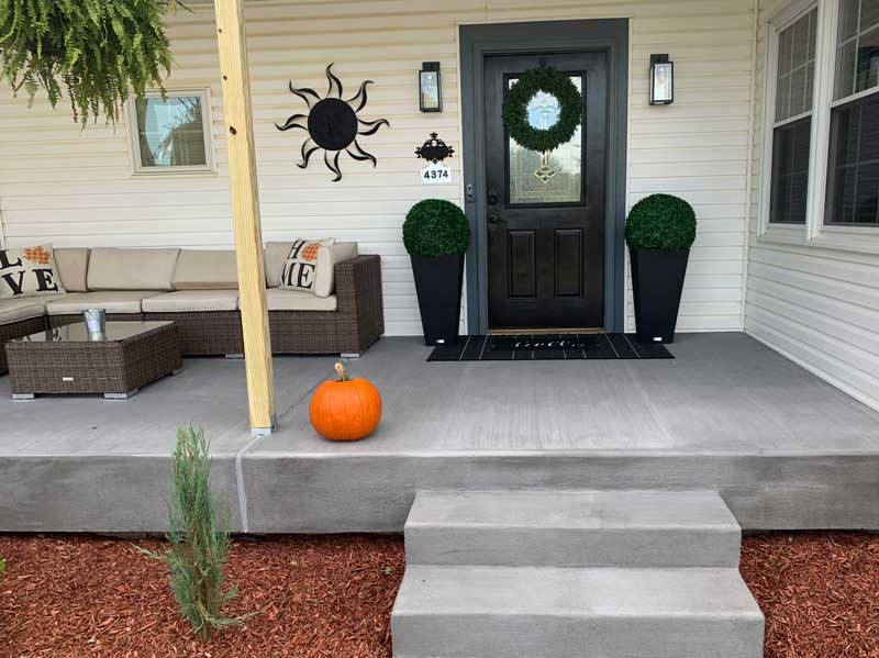 Concrete porch